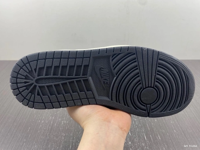 Washed Jordan Black DZ5485-051 1 OG Retro High 0702